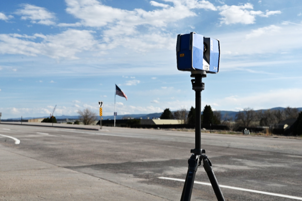 Three-dimensional (3D) laser scanner